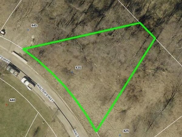 435 Walter'S Way , Zanesville, OH 43701