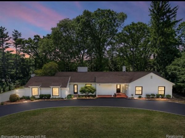 1257 Charrington Road , Bloomfield Hills, Mi 48301
