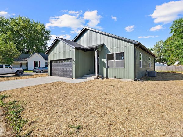 404 N Leavitt Street, Brazil, IN 47834