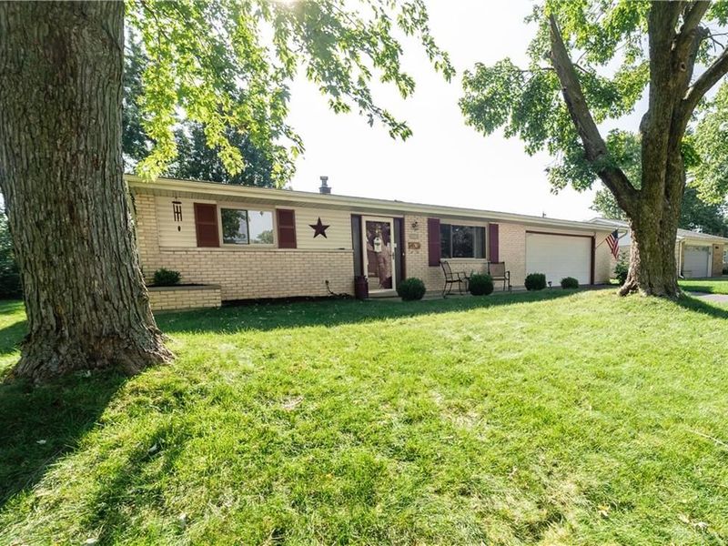 1039 Heathwood Drive, Englewood, OH 45322 Photo 2