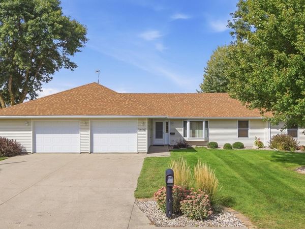 474 10th Avenue SW, Wells, MN 56097
