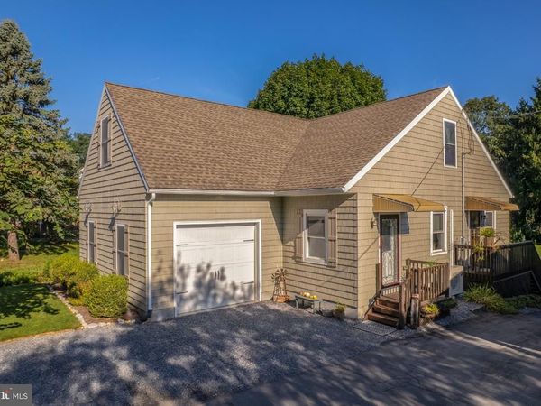 469 ROXBURY ROAD, SHIPPENSBURG, PA 17257