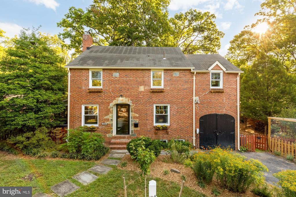 5707 39TH AVENUE, HYATTSVILLE, MD 20781