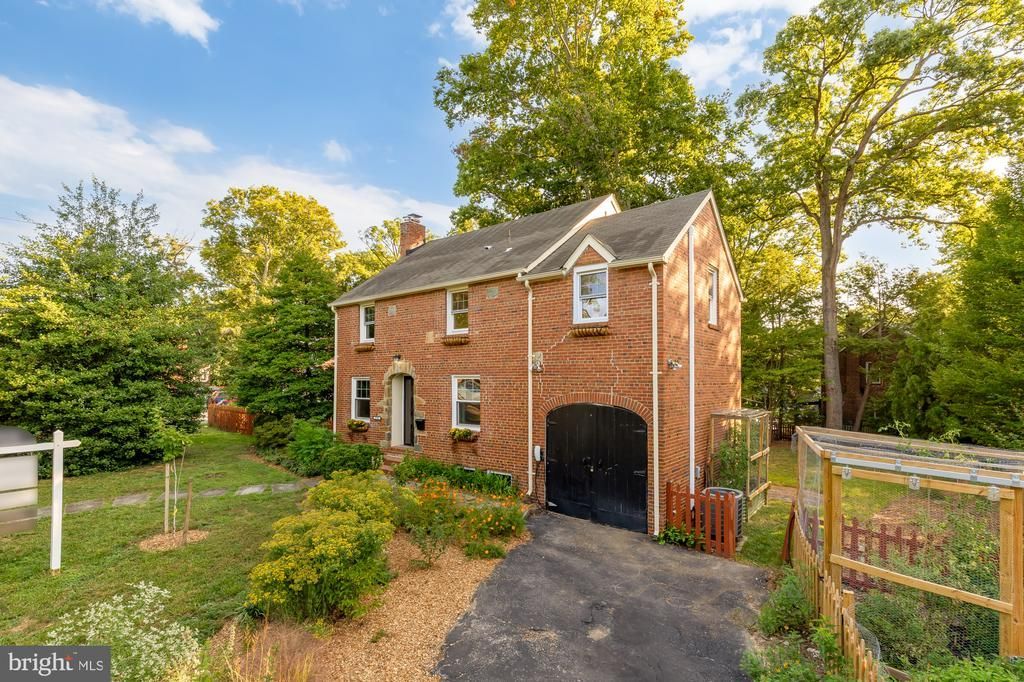 5707 39TH AVENUE , HYATTSVILLE, MD 20781