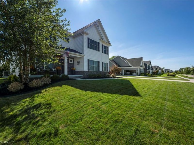 36633 Capri Lane, North Ridgeville, OH 44039 Photo 4