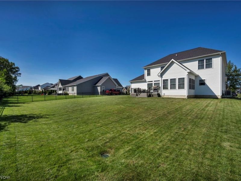 36633 Capri Lane, North Ridgeville, OH 44039 Photo 6