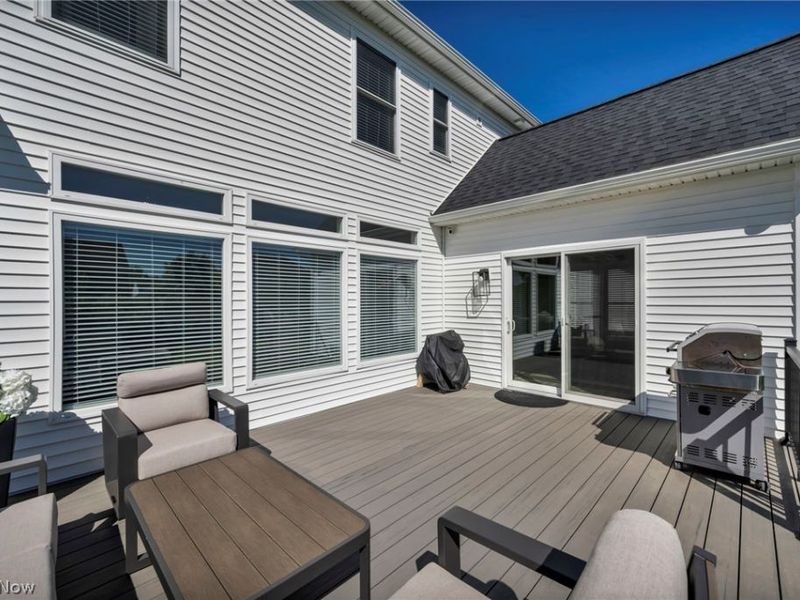 36633 Capri Lane, North Ridgeville, OH 44039 Photo 7