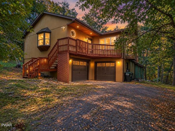 3132 Bear Road , Bushkill, PA 18324