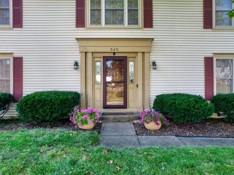 345 Westerdale Drive, Gahanna, OH 43230 Photo 3