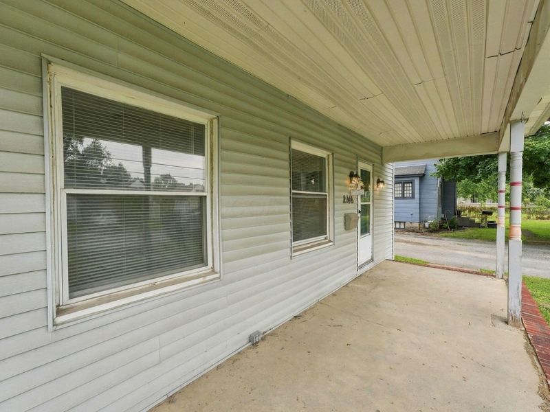 2146 Leonard Avenue, Columbus, OH 43219 Photo 33