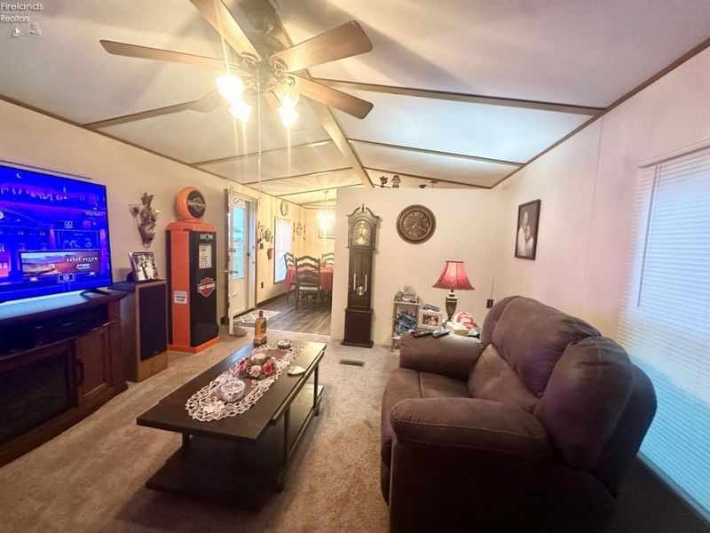 1420 E Main Street, Unit 28, Bellevue, OH 44811 Photo 11