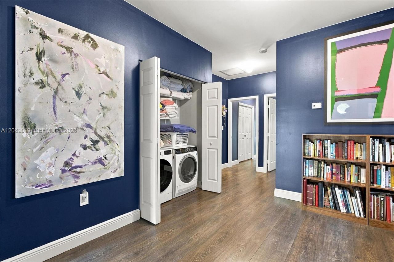 3139 Hibiscus St, Unit 3139, Miami, FL 33133 Photo