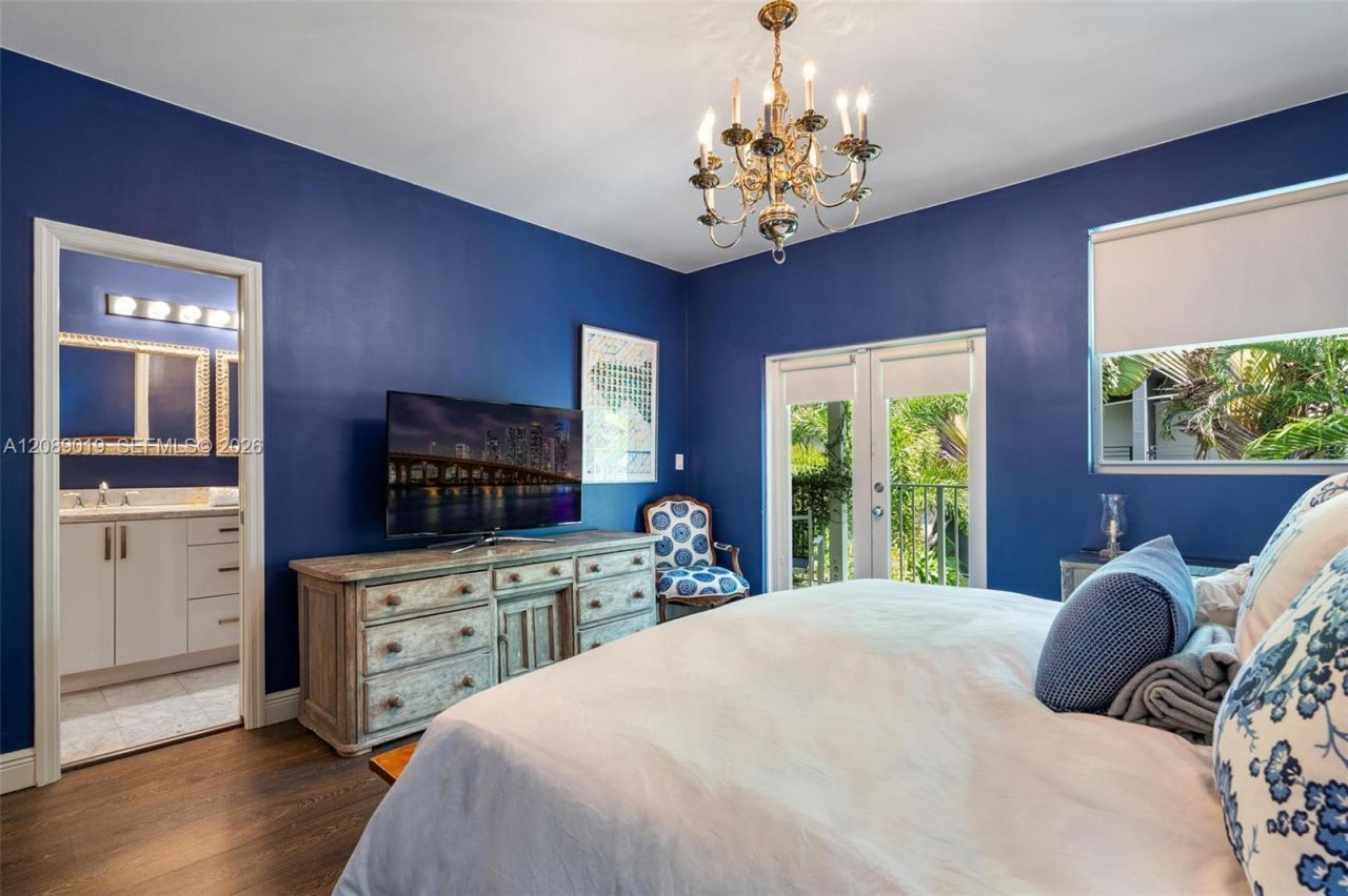 3139 Hibiscus St, Unit 3139, Miami, FL 33133 Photo
