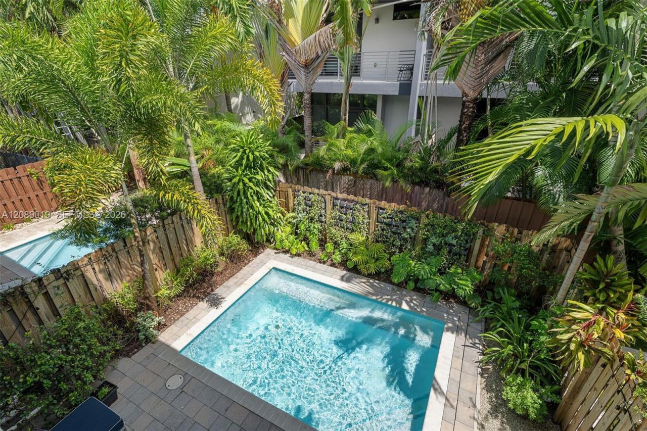 3139 Hibiscus St, Unit 3139, Miami, FL 33133 Photo