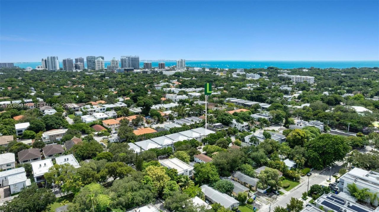 3139 Hibiscus St, Unit 3139, Miami, FL 33133 Photo