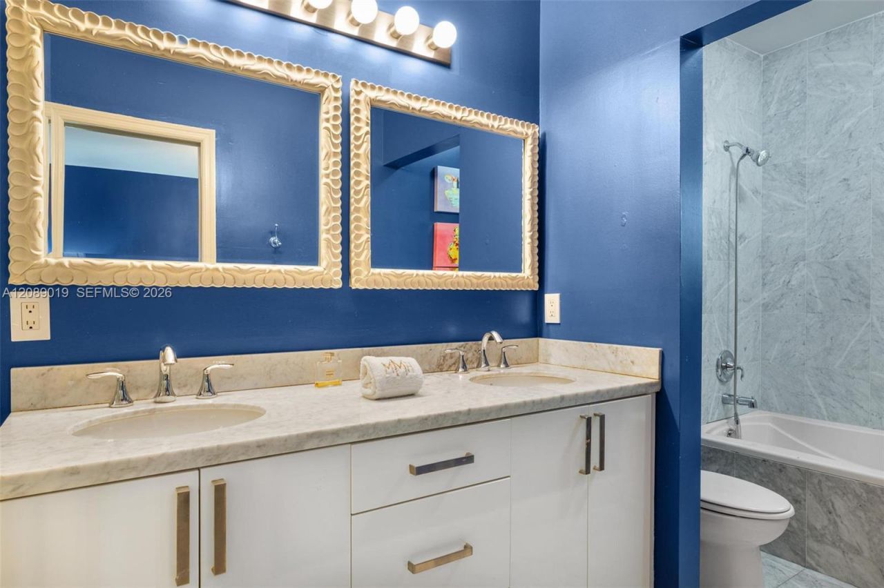 3139 Hibiscus St, Unit 3139, Miami, FL 33133 Photo