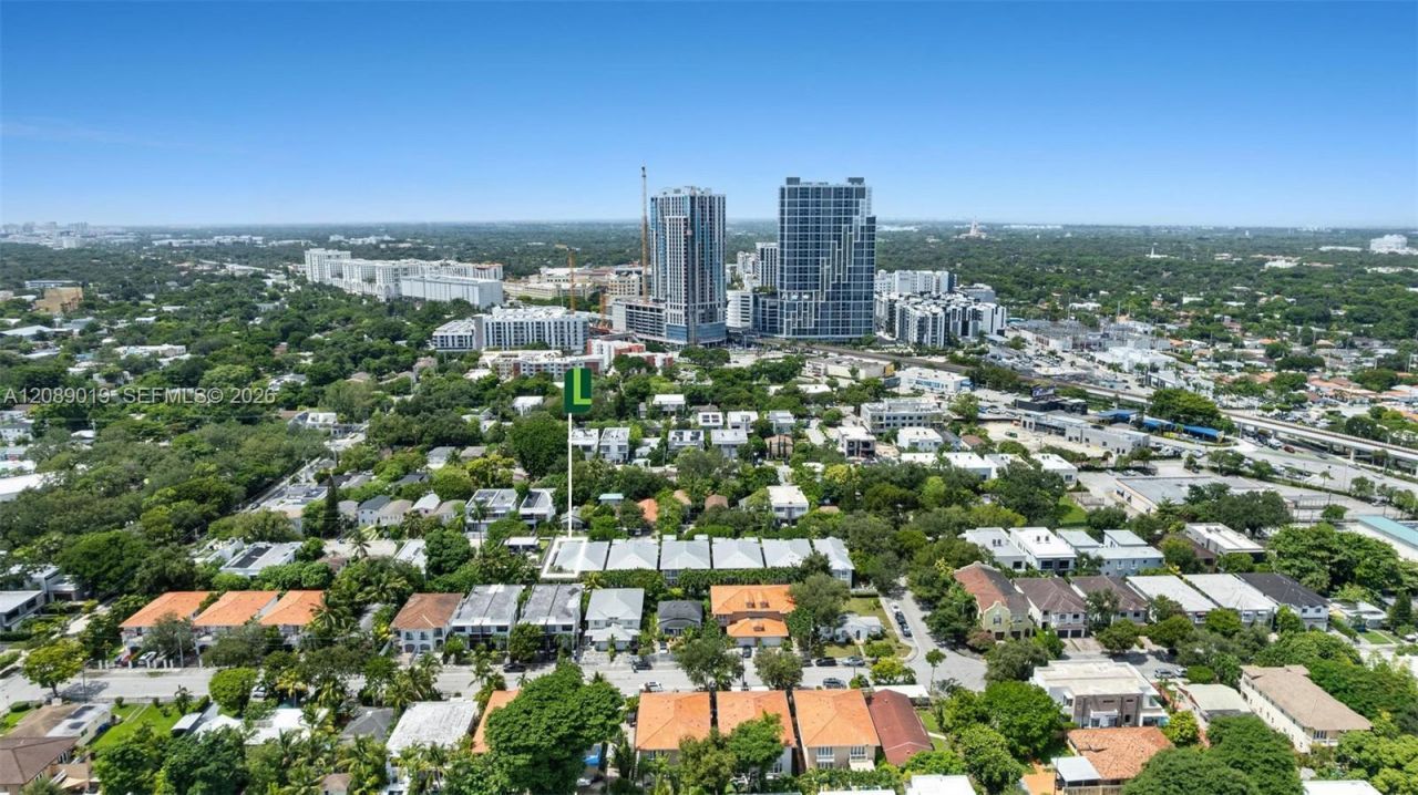 3139 Hibiscus St, Unit 3139, Miami, FL 33133 Photo