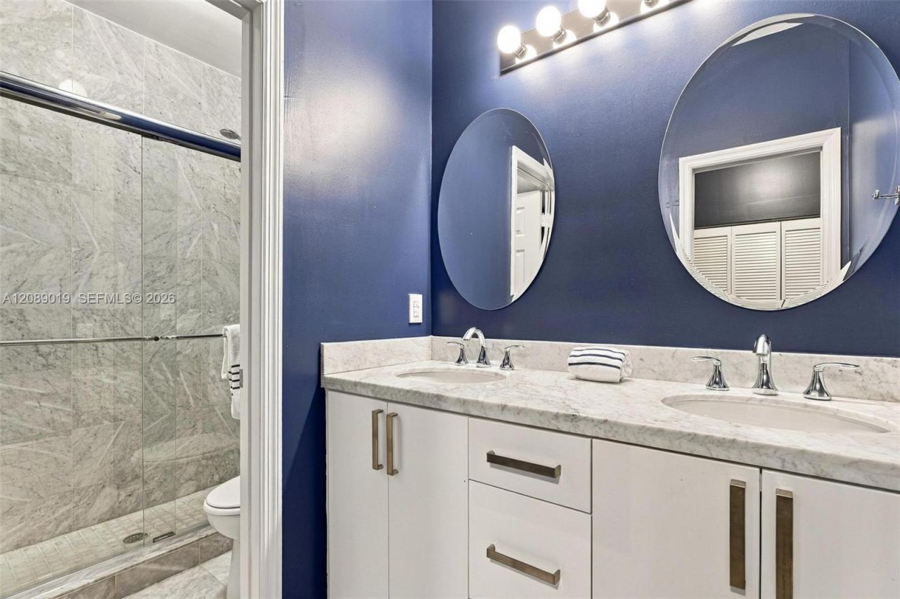 3139 Hibiscus St, Unit 3139, Miami, FL 33133 Photo