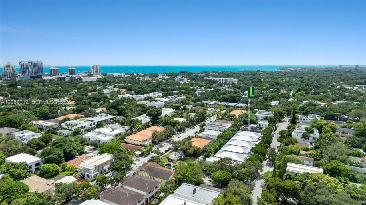 3139 Hibiscus St, Unit 3139, Miami, FL 33133 Photo