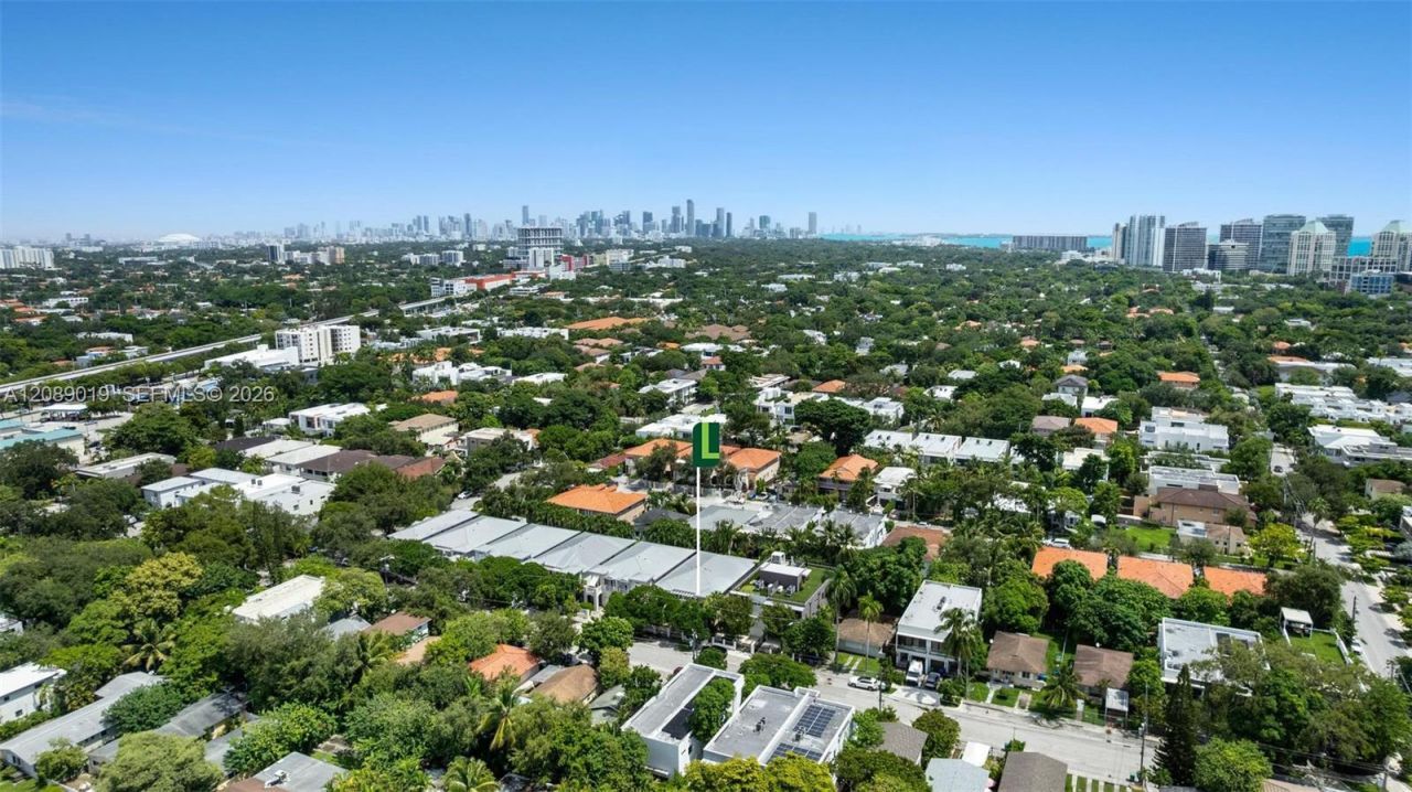 3139 Hibiscus St, Unit 3139, Miami, FL 33133 Photo
