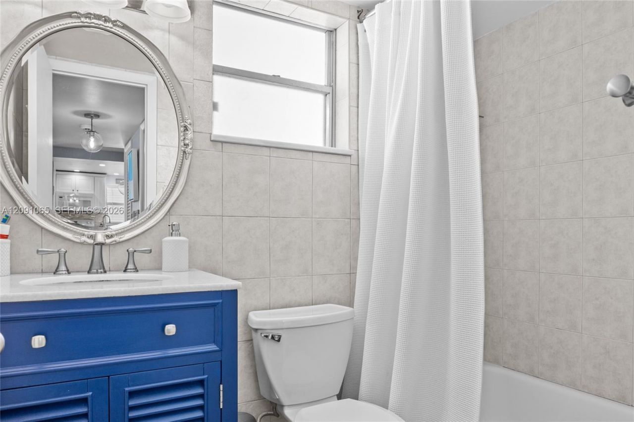 1720 Jefferson St , Unit 407, Hollywood, FL 33020 Photo