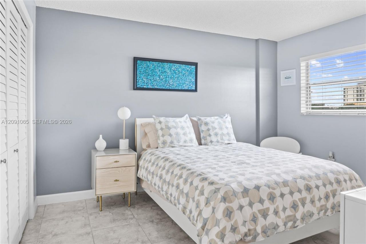 1720 Jefferson St , Unit 407, Hollywood, FL 33020 Photo