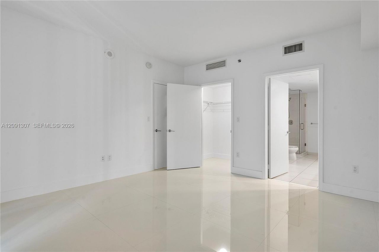 55 SE 6th St, Unit 3605, Miami, FL 33131 Photo