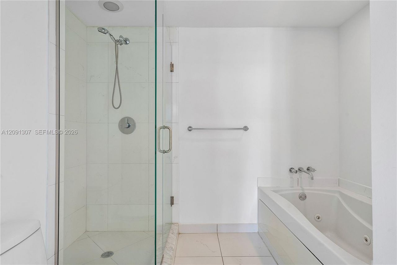 55 SE 6th St, Unit 3605, Miami, FL 33131 Photo