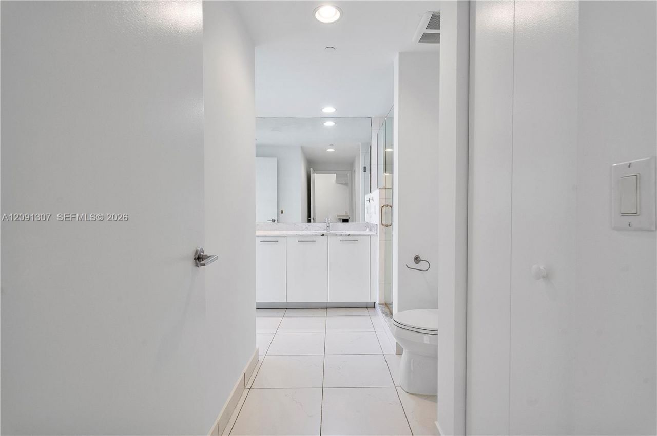 55 SE 6th St, Unit 3605, Miami, FL 33131 Photo