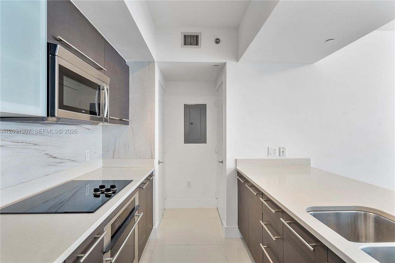 55 SE 6th St, Unit 3605, Miami, FL 33131 Photo