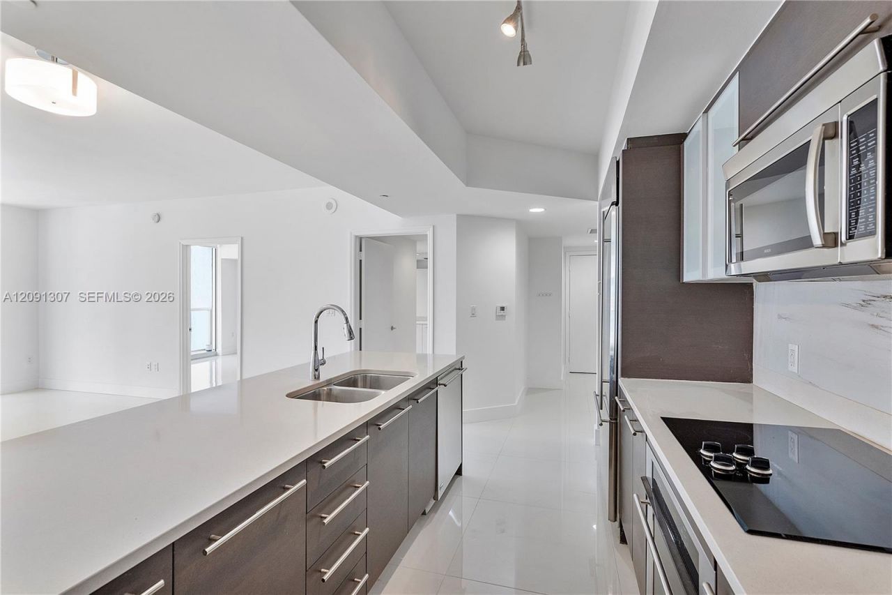 55 SE 6th St, Unit 3605, Miami, FL 33131 Photo