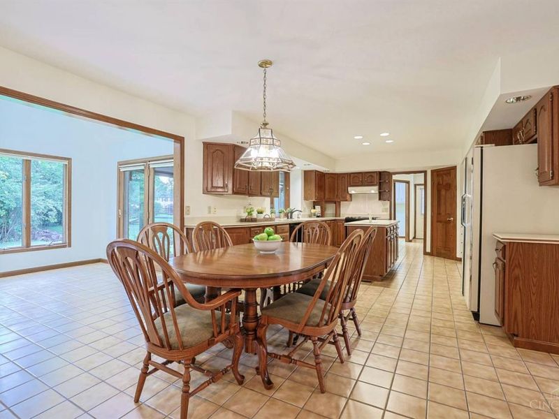 9202 Souffle Circle, Symmes Township, OH 45140 Photo 11
