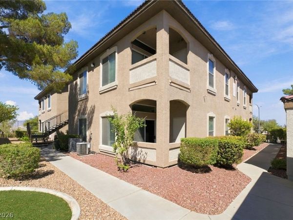 2305 W Horizon Ridge Parkway , Unit 211, Henderson, NV 89052