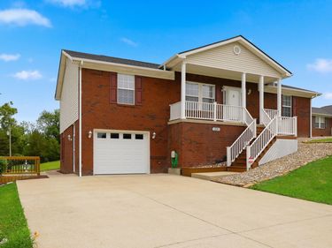 1220 Kenzie Court, Berea, KY 40403