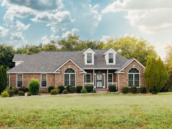 878 Countrywood Dr, Adams, TN 37010