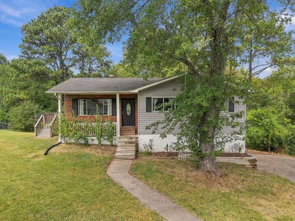 2640 Greenhills Cove SE, Cleveland, TN 37323