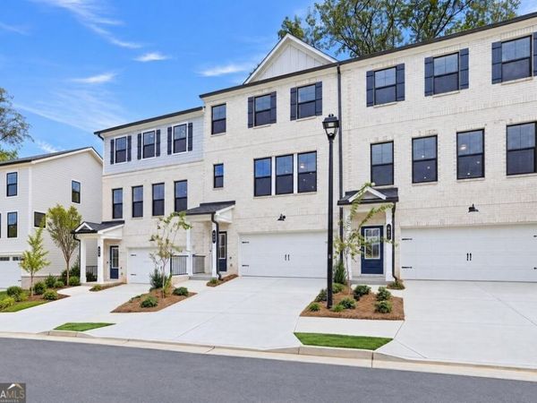611 Rose Hill Lane, Lawrenceville, GA 30044