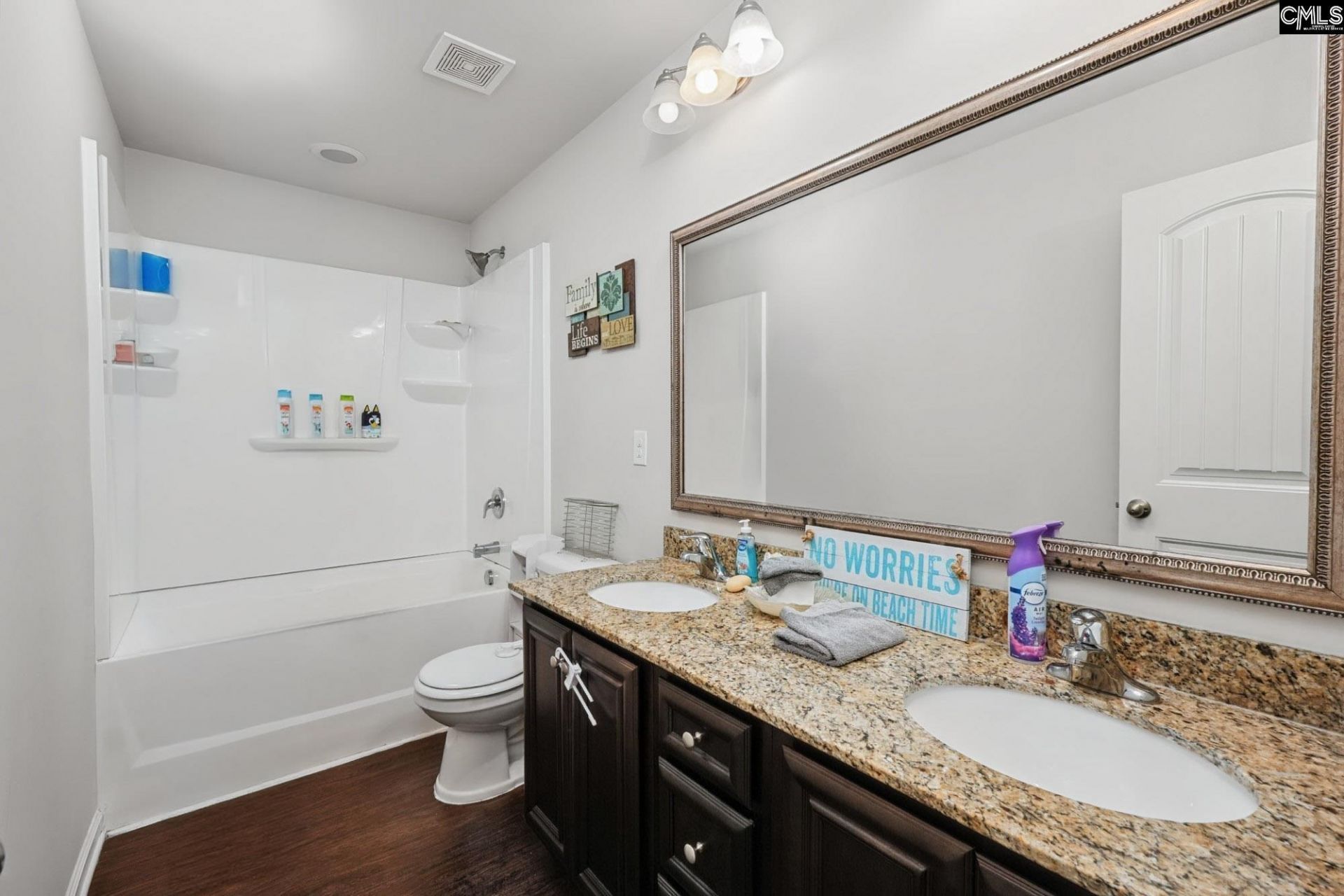 543 Lawndale Drive Photo 13