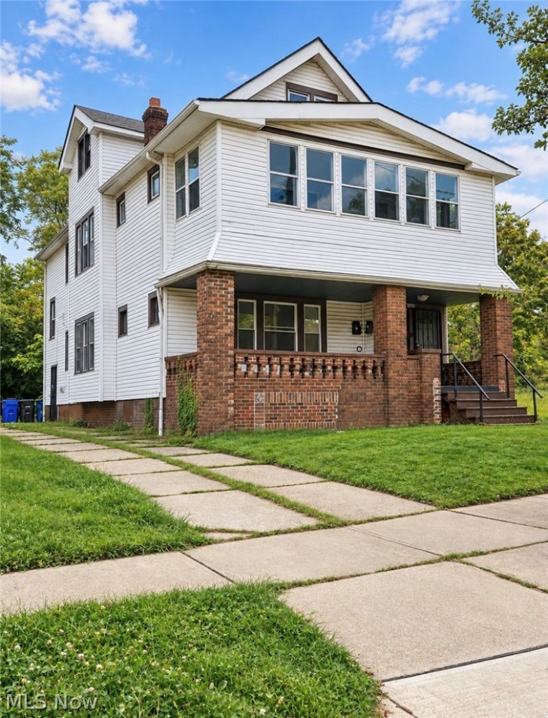 10305 Manor Avenue, Cleveland, OH 44104 Main Photo