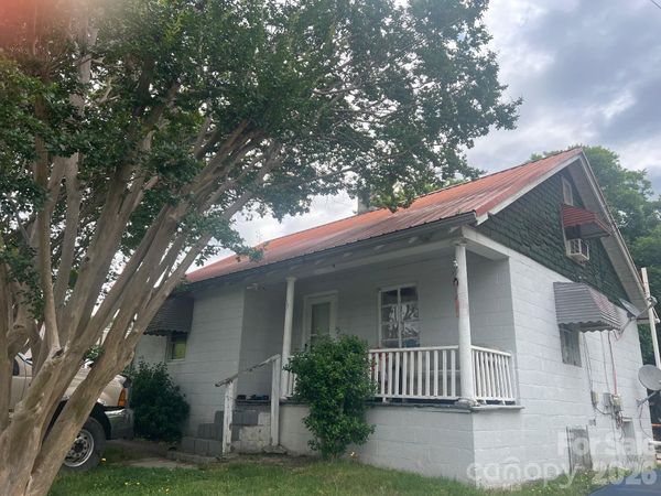 157 Quaker Road, Mount Airy, NC 27030