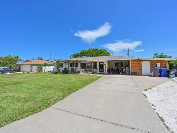 5812 2ND AVENUE DRIVE NW, BRADENTON, FL 34209