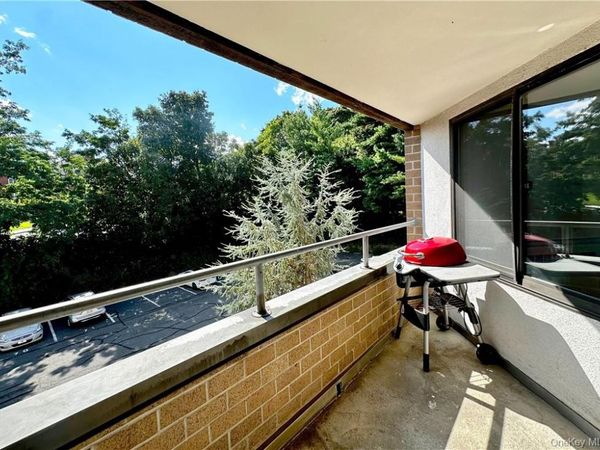 680 W Boston Post Road, Unit 3Q, Mamaroneck, NY 10543