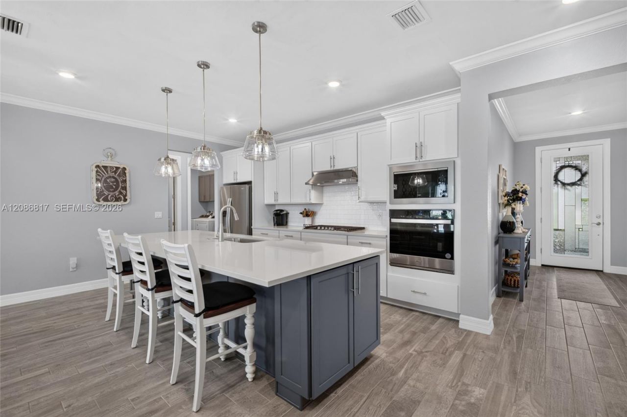 10494 SW Red Maple Way , Port Saint Lucie, FL 34987 Photo