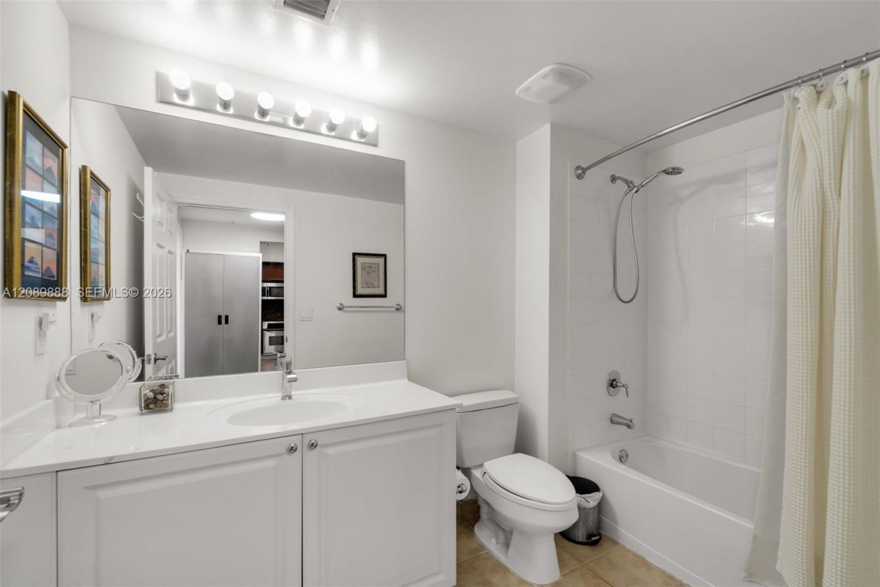 888 S Douglas Rd , Unit 1516, Coral Gables, FL 33134 Photo