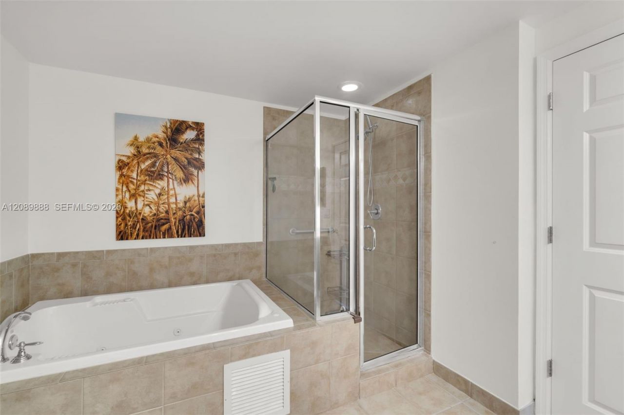888 S Douglas Rd , Unit 1516, Coral Gables, FL 33134 Photo