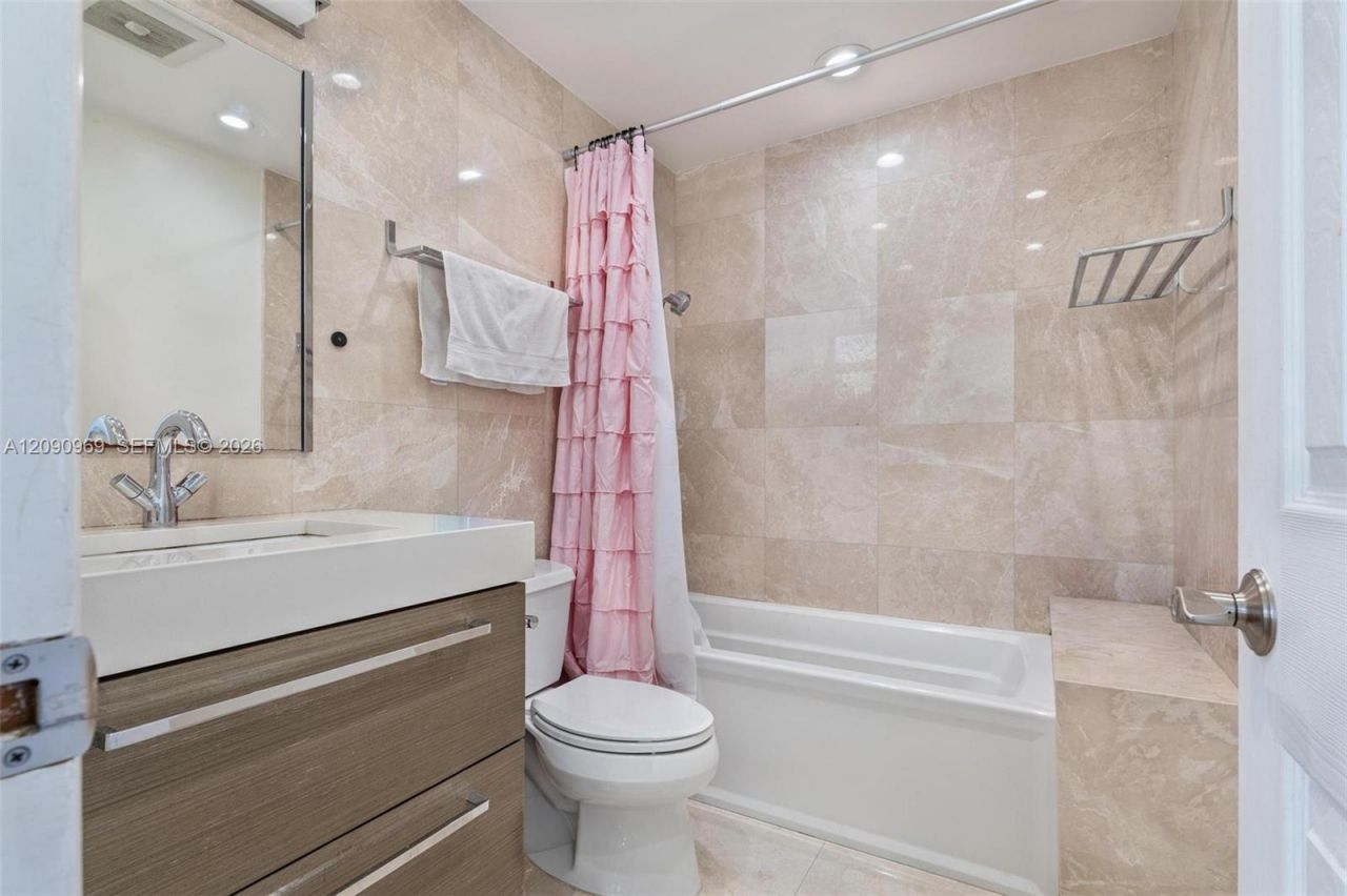 9217 Bay Dr, Surfside, FL 33154 Photo