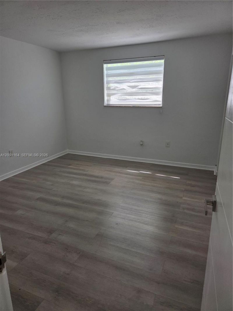 4655 Palm Ave, Unit 222, Hialeah, FL 33012 Photo