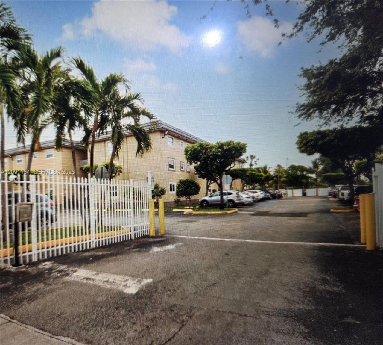 4655 Palm Ave, Unit 222, Hialeah, FL 33012 Photo