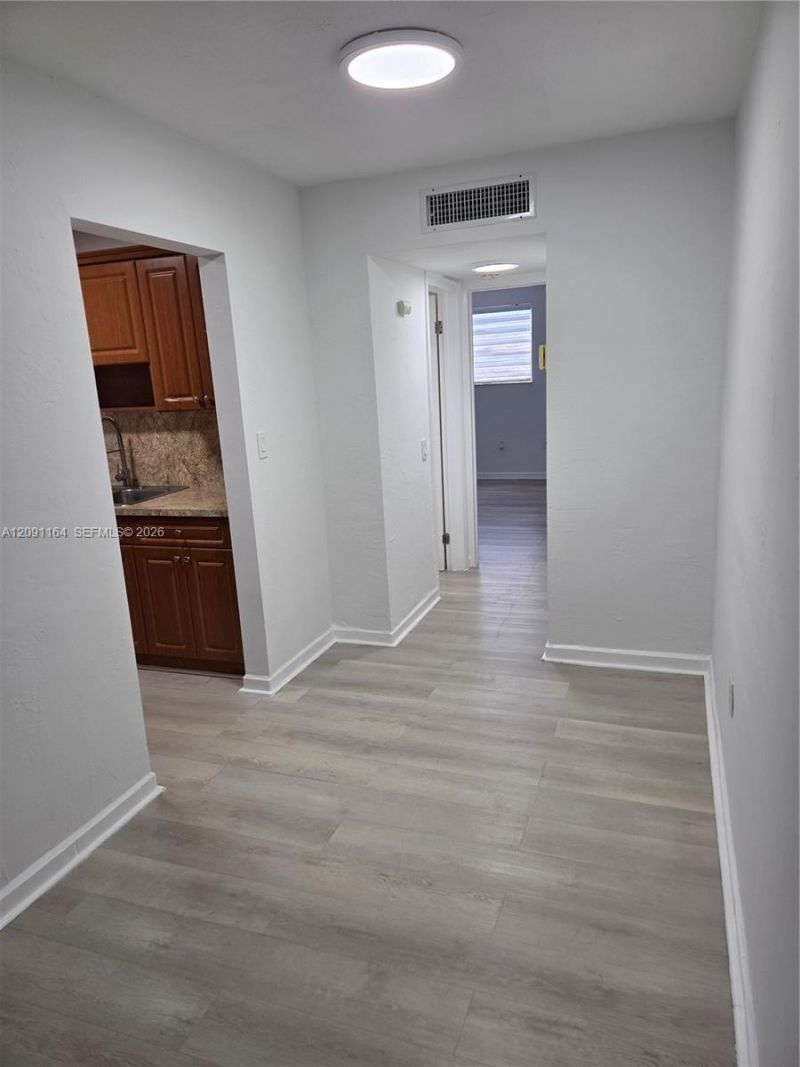 4655 Palm Ave, Unit 222, Hialeah, FL 33012 Photo