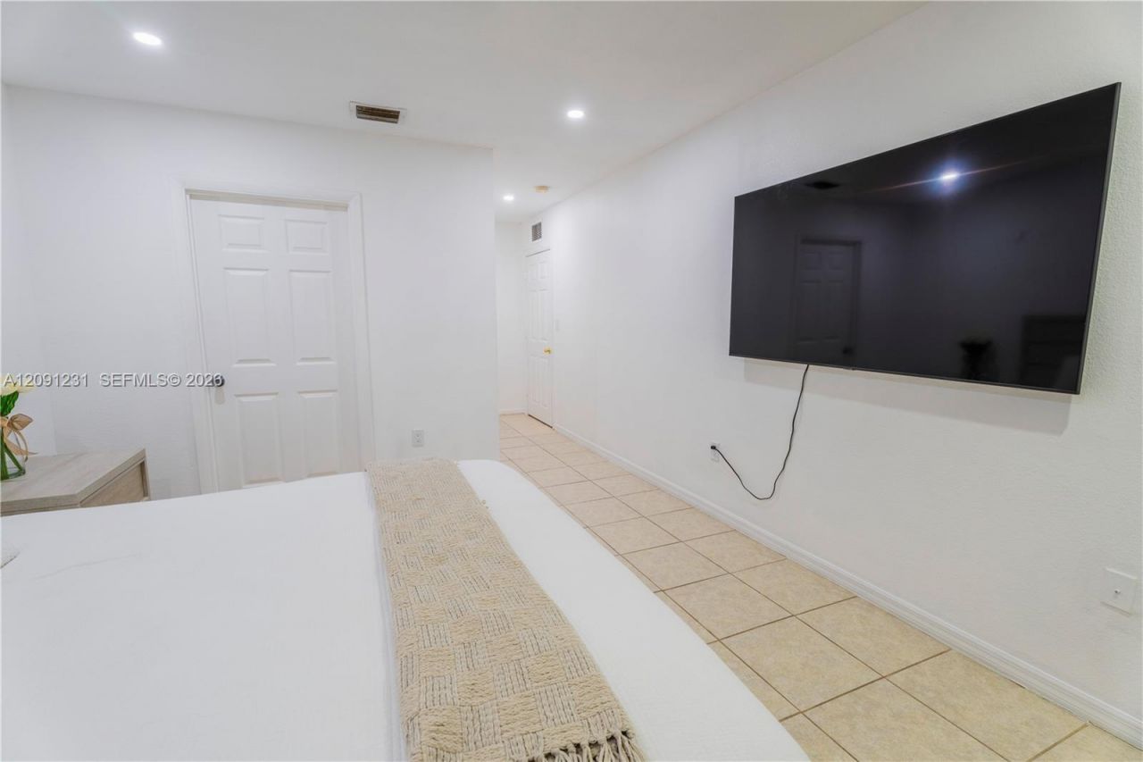 153 NW 6th St, Homestead, FL 33030 Photo